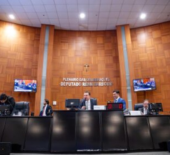 Deputados aprovam PLDO de 2026 com R$ 5,5 bilhões em investimentos