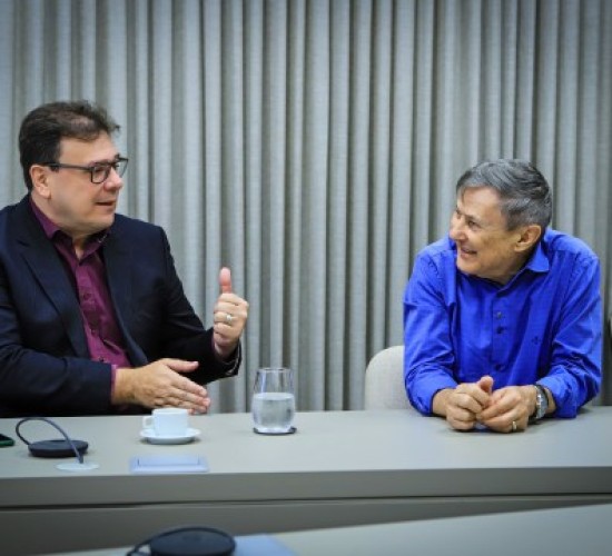 Conselheiro do TCE-RS conhece estrutura e funcionamento da Escola Superior de Contas do TCE-MT