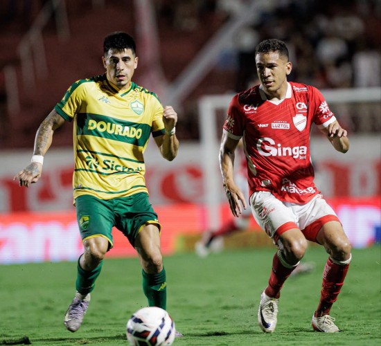 Cuiabá busca empate contra o Vila Nova e segue firme na briga pelo G-4