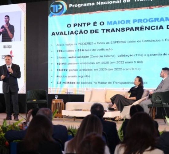 Antonio Joaquim defende transparência pública e participação social no ENCCO 2025