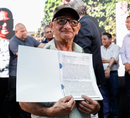 Prefeitura de Cuiabá entrega mais de 100 títulos de propriedade neste sábado