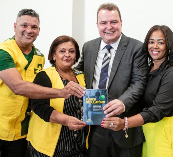 Max Russi reforça valorização dos agentes de saúde e de combate às endemias