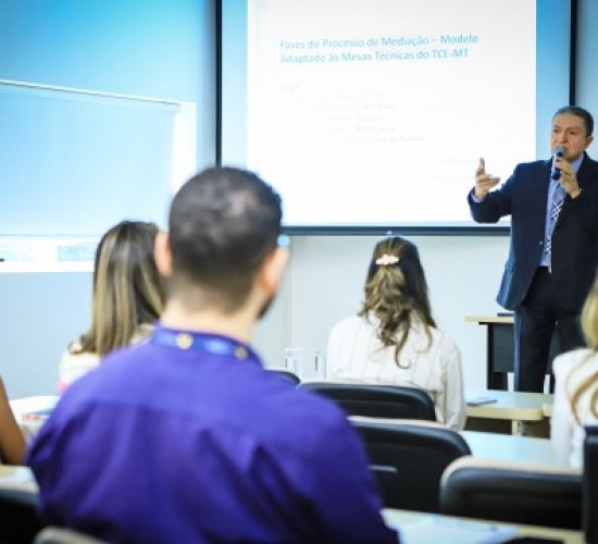 TCE-MT oferece capacitação inédita sobre soluções consensuais em mesas técnicas