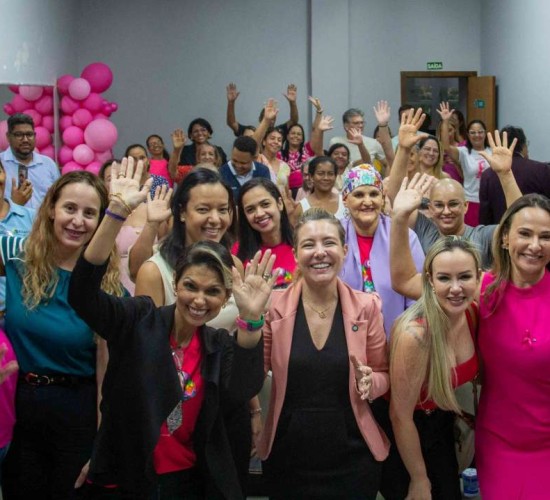 Outubro Rosa é lançado em Várzea Grande com mutirão de mamografias