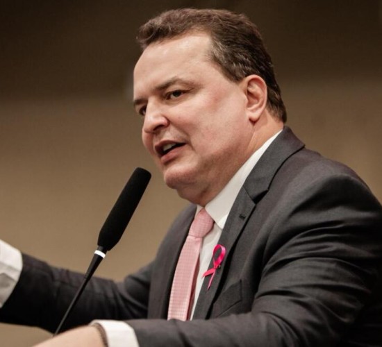 Deputado Max Russi cobra qualidade no serviço de fornecimento de energia em Dom Aquino e Juscimeira