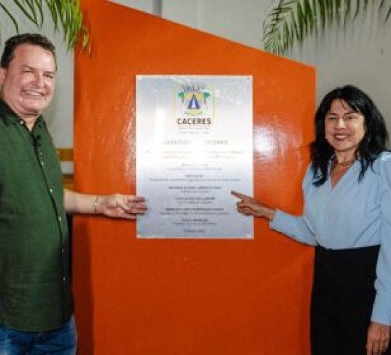 Max Russi viabiliza pavimentação histórica em bairro de Cáceres após mais de 40 anos de espera