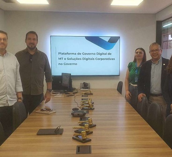 Várzea Grande busca por soluções digitais junto ao governo do Estado