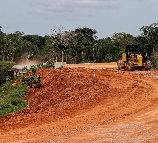 Governo de MT licita mais R$ 233 milhões em obras de infraestrutura