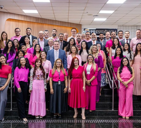 Presidente da ALMT, Max Russi, adere à campanha Outubro Rosa