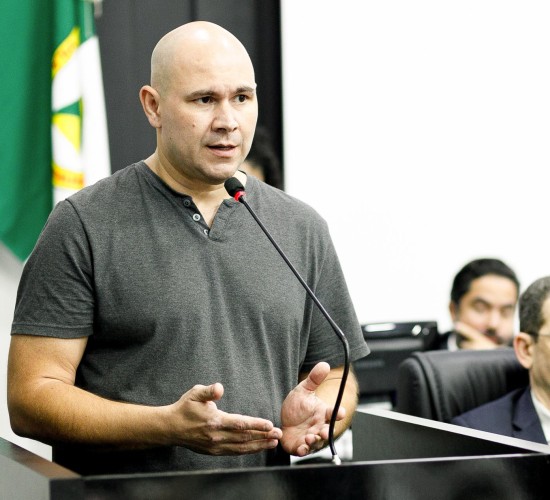 Prefeito modifica projeto do Prêmio Saúde após reunião com vereadores e sindicatos