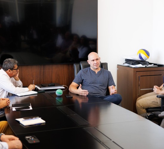 Prefeito de Cuiabá reúne secretariado antes de missão internacional