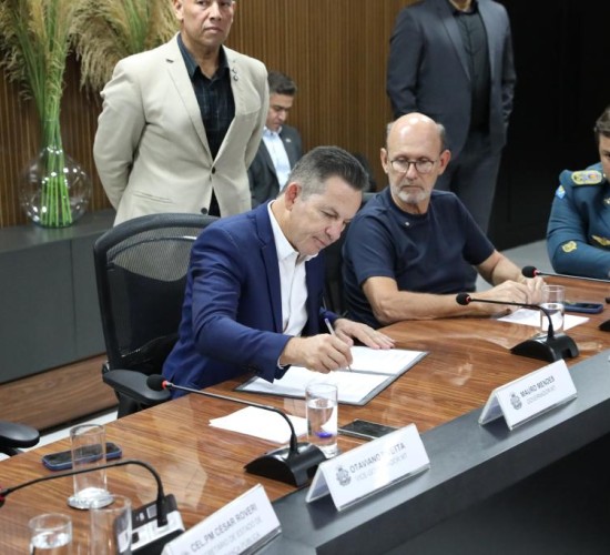 Governo lança novos serviços do Corpo de Bombeiros para modernizar prevenção e resposta a incêndios urbanos