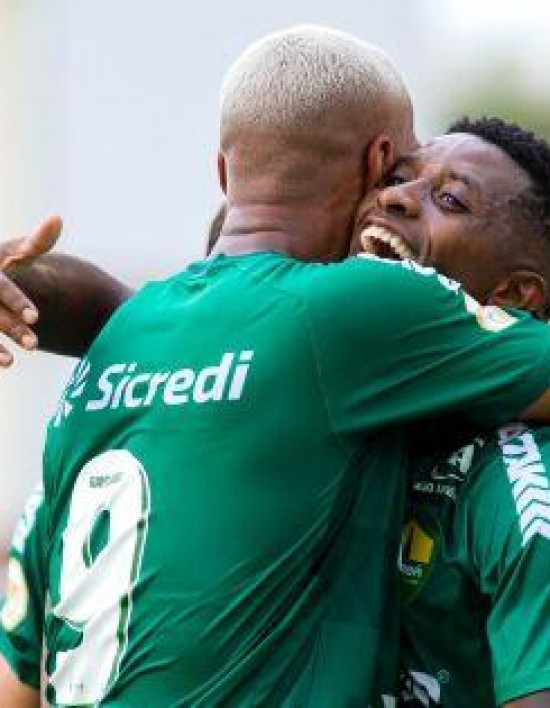NOTÍCIA DE MT Cuiabá vence Coritiba na Arena Pantanal e garante permanência na Série A