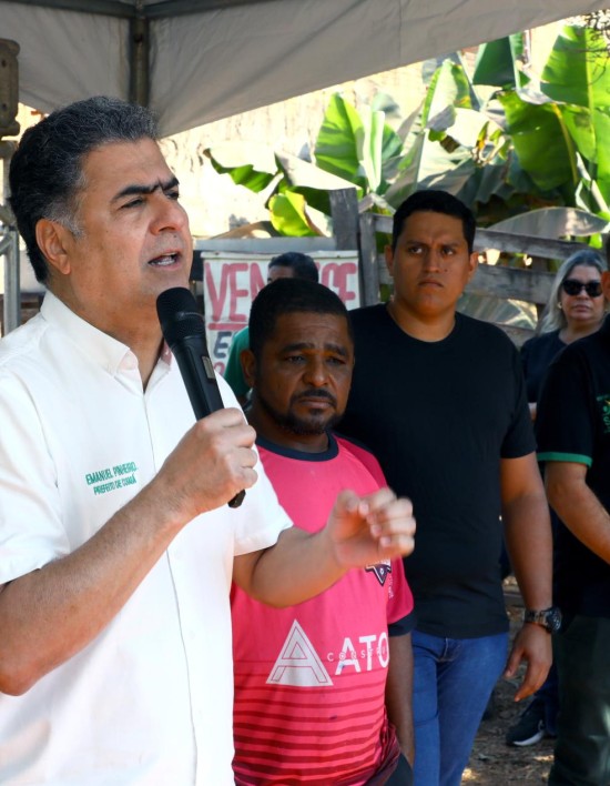 Prefeito lança obra de pavimentação do Vila Rosa
