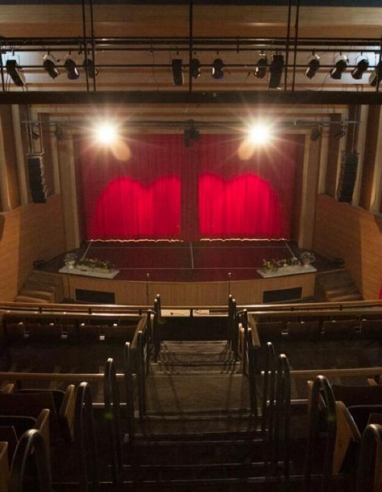 Cine Teatro Cuiabá celebra 80 anos de história