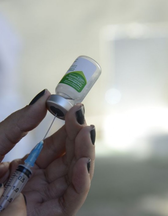 Ministério da Saúde amplia quarta dose COVID