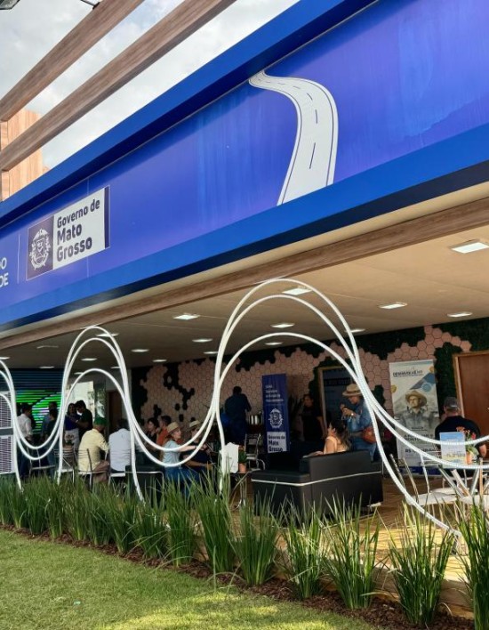 Desenvolve MT leva informações sobre linhas de crédito para pequenos produtores durante Show Safra
