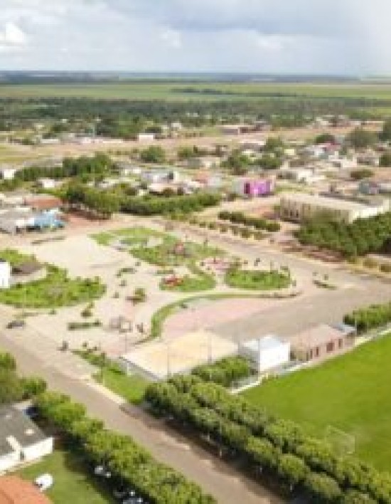 Max Russi comemora o aniversário de Itanhangá com trabalho e entregas para a população