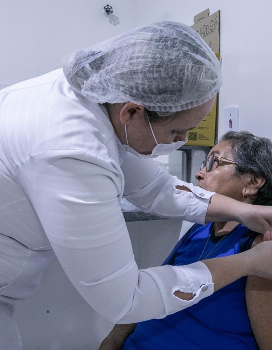 Cobertura vacinal contra a gripe atinge apenas 7% do público-alvo em Cuiabá