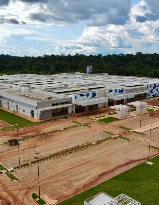 Obras dos novos Hospitais Regionais avançam em Mato Grosso; veja status