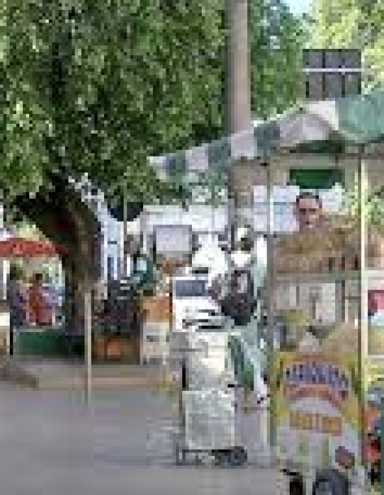 Abilio quer reorganizar comércio de ambulantes no centro da cidade
