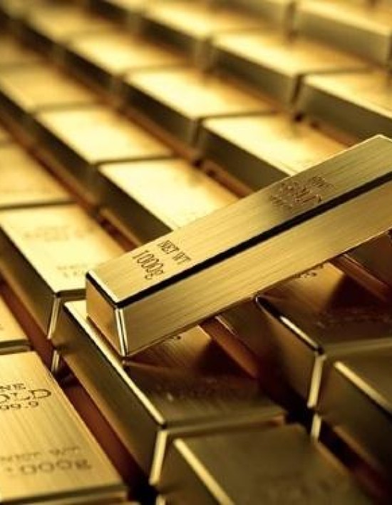 Ouro bate recorde com investidor à procura de proteção contra Trump