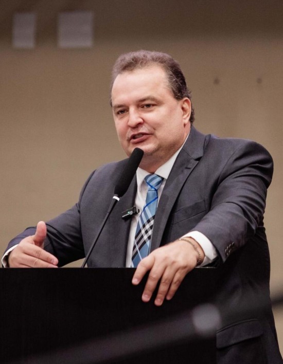 Deputado Max Russi lidera avanço de pautas sociais, ambientais e turísticas com a promulgação de três leis em Mato Grosso