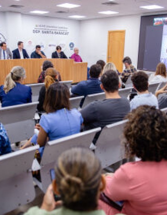 Até a 17ª semana de 2025, a chikungunya já ultrapassou os casos que ocorrerem em 2024. Os casos confirmados este ano chegam a 27.240