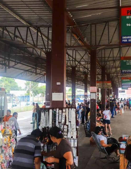 Prefeita Flávia Moretti anuncia gratuidade do transporte público municipal em Várzea Grande