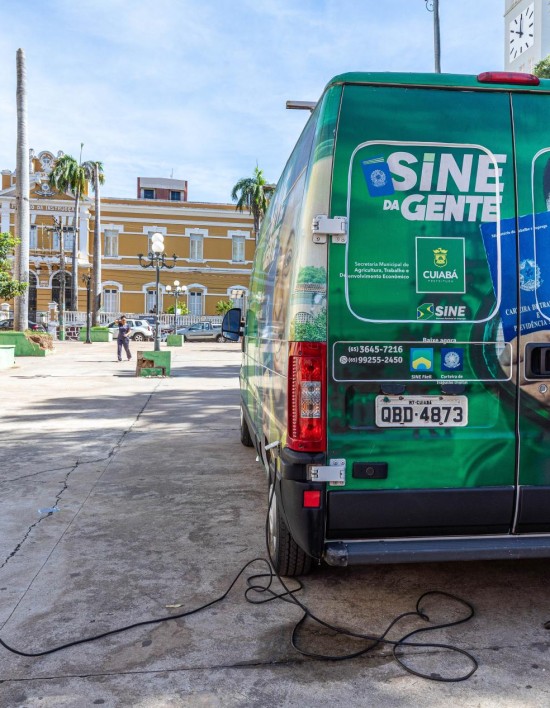 Van Sine da Gente atende público em três locais essa semana