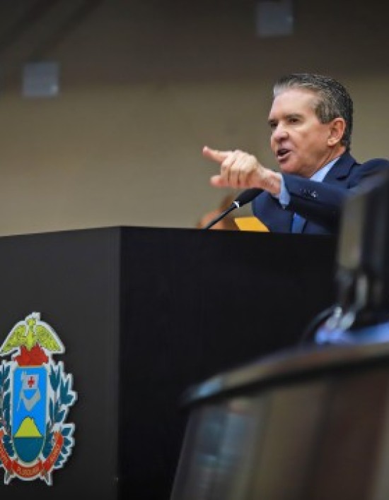 Governo acolhe proposta do TCE e limita descontos a 35% nos consignados