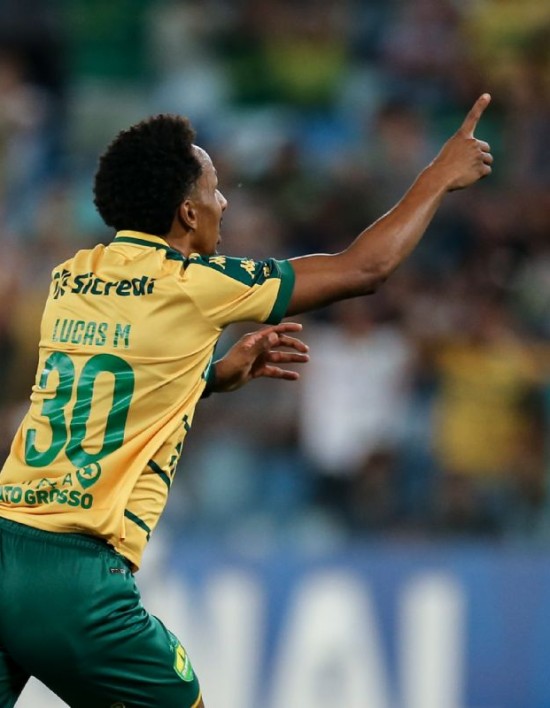 Cuiabá vence o Paysandu e se mantem no G4 da Série B