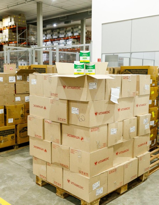 Chegada de nova carga de medicamentos reforça abastecimento em Cuiabá