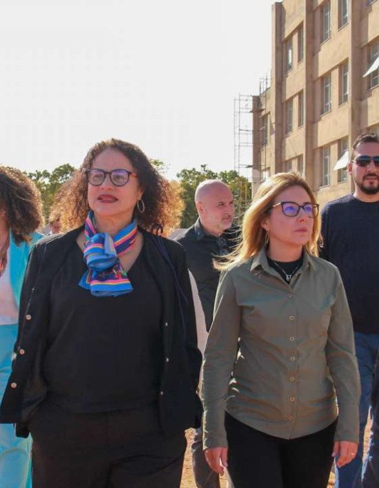 Prefeita Flávia Moretti recebe ministra e destaca avanço das obras em Várzea Grande