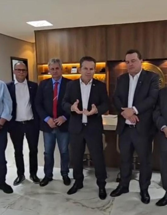 Governador anuncia ampliação dos investimentos para casas populares em MT