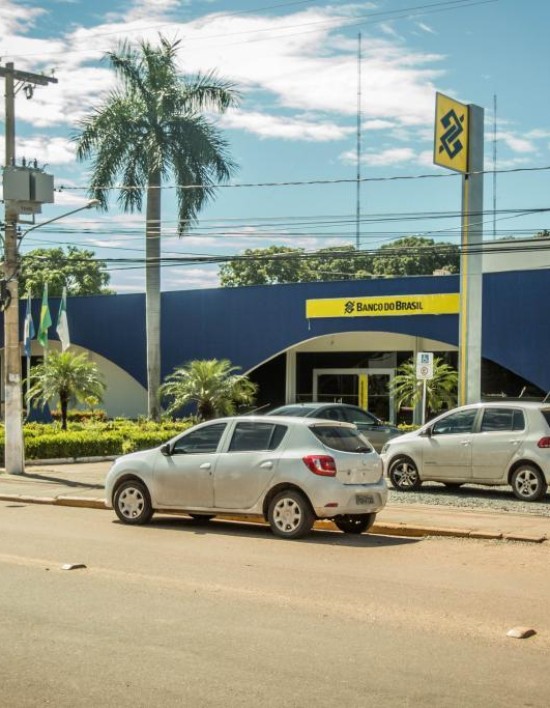 Governo de MT paga salário e primeira parcela do 13º de servidores efetivos nesta quarta-feira (30)