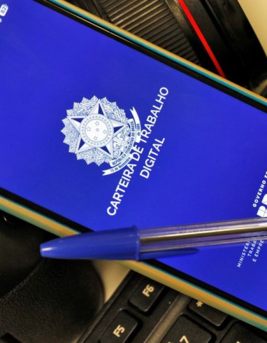 Desemprego cai a 5,8% no segundo trimestre, menor nível da série histórica