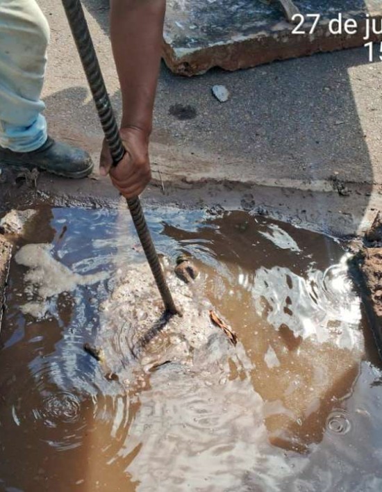 Obras intensifica limpeza de bocas de lobo para prevenir alagamentos no próximo período chuvoso