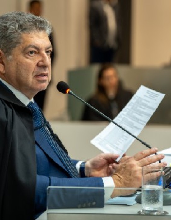 Municípios devem designar servidores efetivos para funções relativas à Lei de Licitações e Contratos, aponta TCE-MT