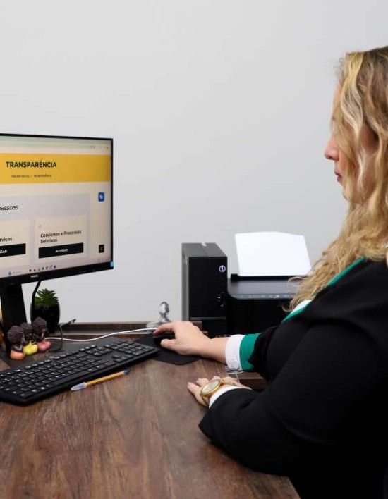 Várzea Grande salta em transparência e mira selo de excelência