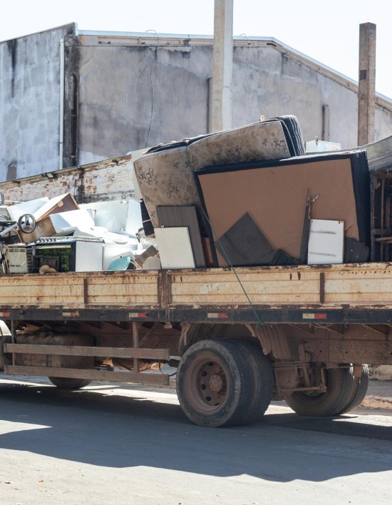 Operação Cata-treco percorre 22 bairros de Cuiabá nesta semana