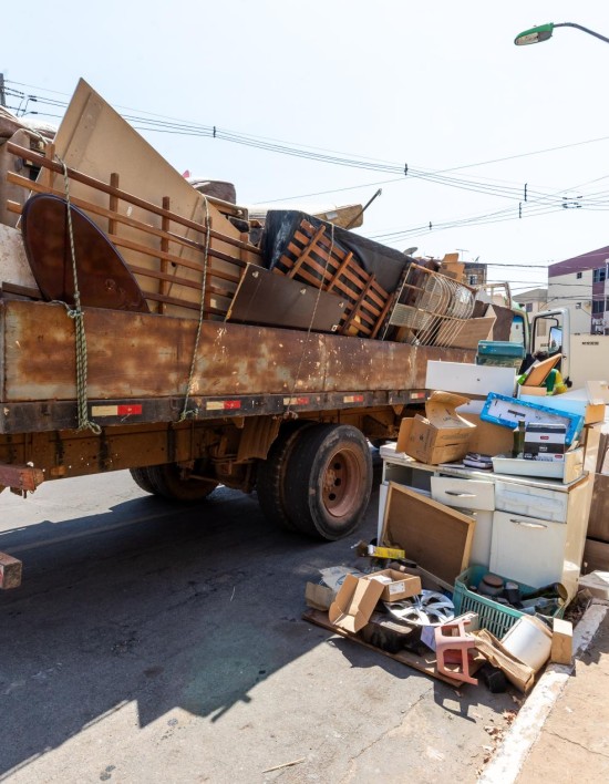 Operação Cata-treco atende Santa Amália, Santa Cruz, Itapajé e outros 12 bairros