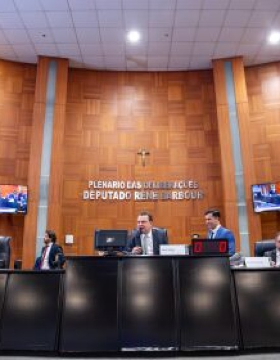 Deputados aprovam PLDO de 2026 com R$ 5,5 bilhões em investimentos