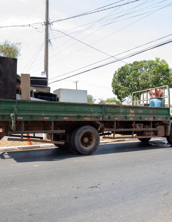 Prefeitura de Cuiabá leva operação Cata-treco a bairros da capital nesta semana