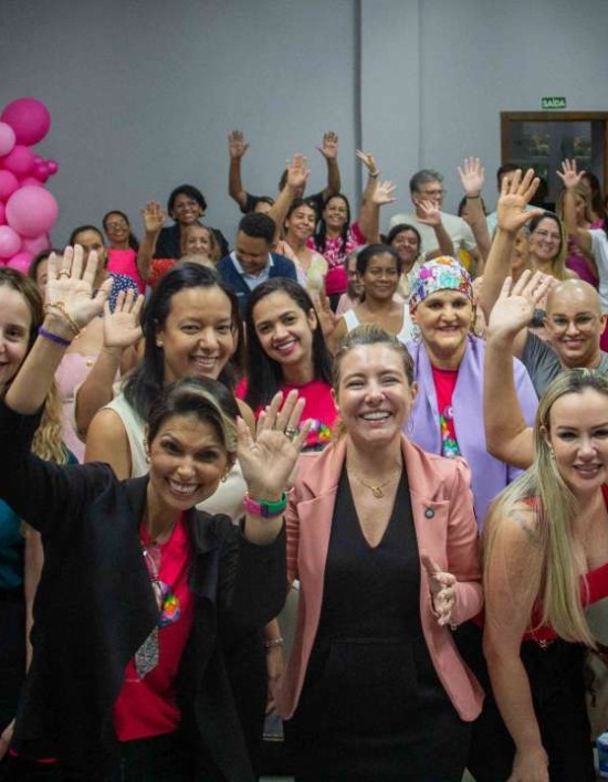 Outubro Rosa é lançado em Várzea Grande com mutirão de mamografias