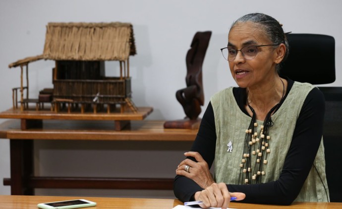 Ministra destaca volta do país ao protagonismo de políticas ambientais