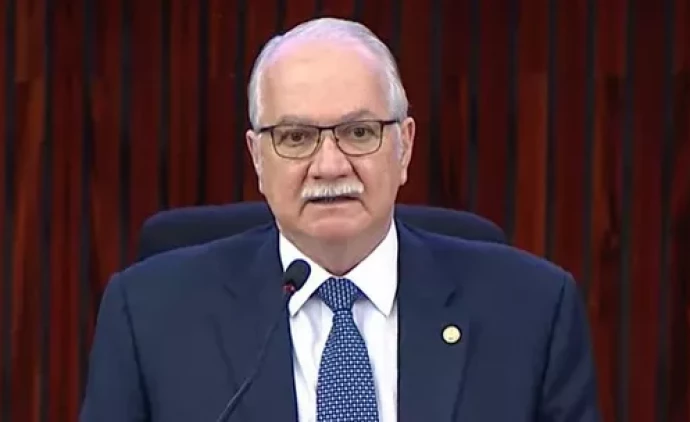 PRESIDENTE TSE Brasil não consente mais com aventuras autoritárias diz Fachin