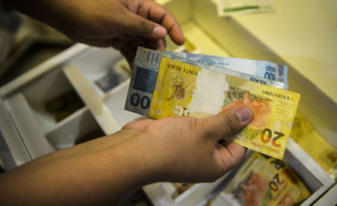 Governo propõe salário mínimo de R$ 1.630 em 2026