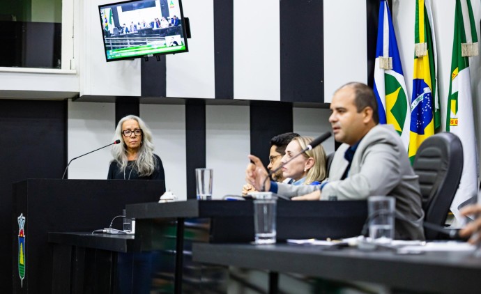 Secretária enaltece trabalho e reforça compromisso com agentes de saúde