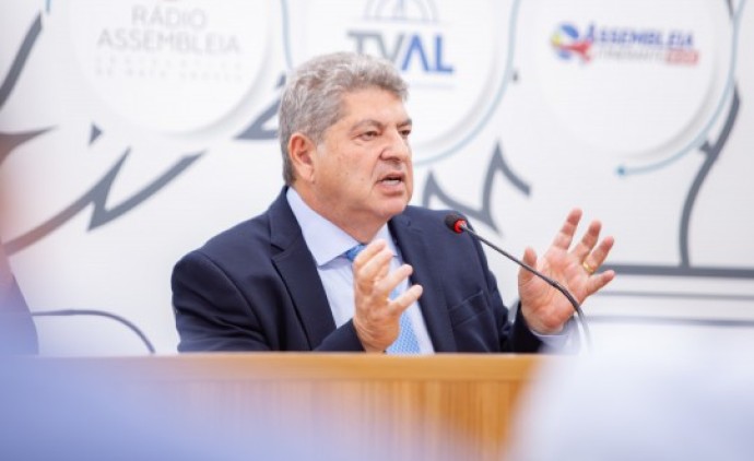 Conselheiro defende políticas contra hanseníase em lançamento de frente parlamentar na ALMT